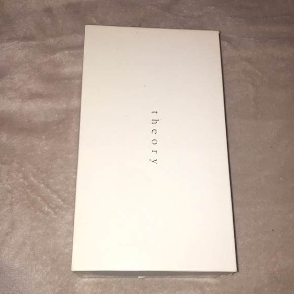 Theory Woman’s Green Daniela Heel - Picture 3 of 7